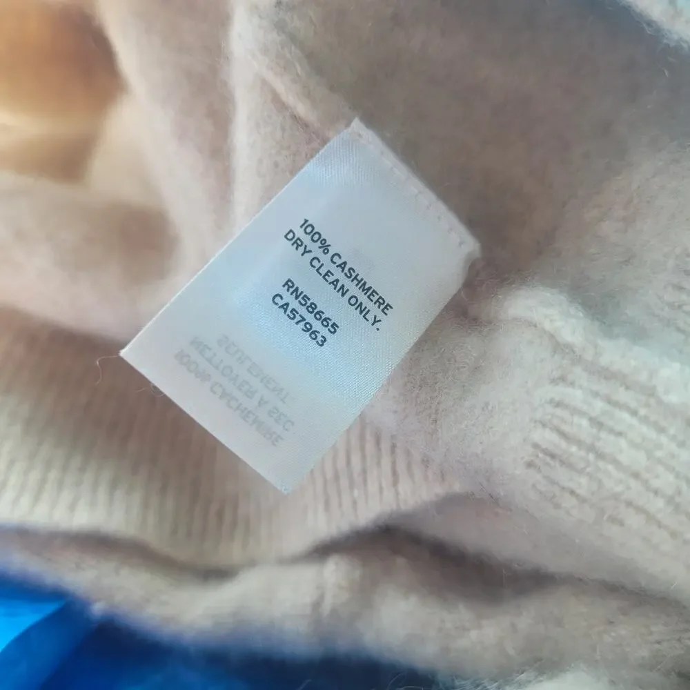 4pc CASHMERE Sweaters Tops Lot Crafts Cutter Flaws Holes Upcycle Fabric DIY - Picture 4 of 5